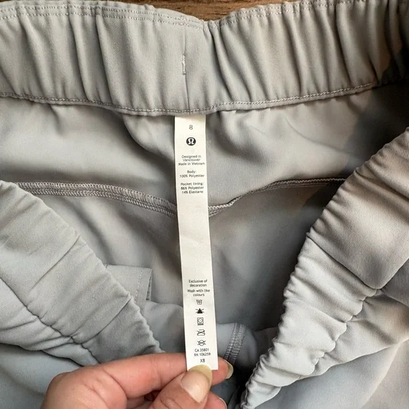 Lululemon On the Fly Pant 28” *Woven - Picture 6 of 9
